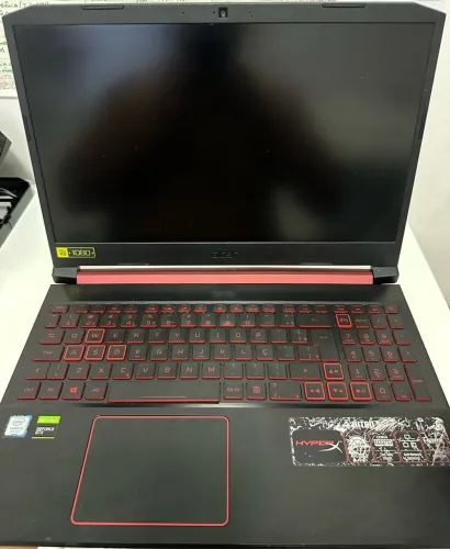 Acer nitro 5 (leia)