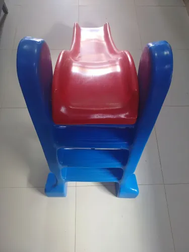 Escorregador infantil