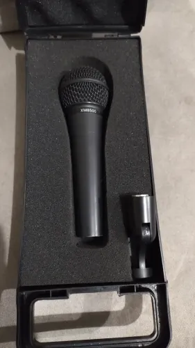 Microfone Behringer XM8500