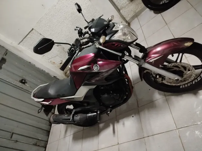 Fazer 250