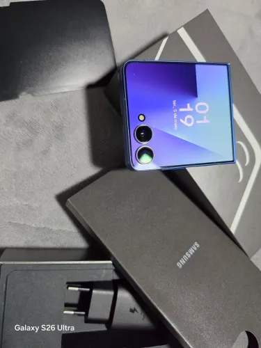 Galaxy Z Flip 7 AZUL 512GB 12GB RAM COMPLETO + NOTA + GARANTIA