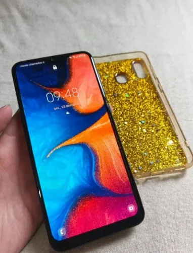 Samsumg a20