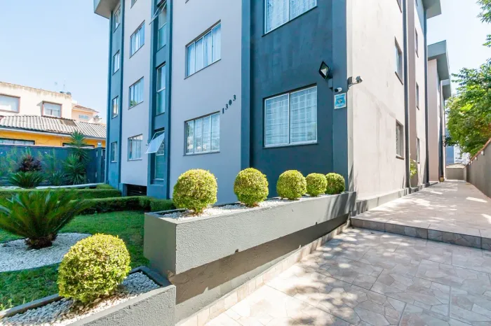 Apartamento para alugar com 2 quartos no Rebouças em Curitiba