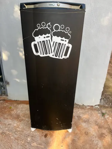 Vendo Freezer Vertical!