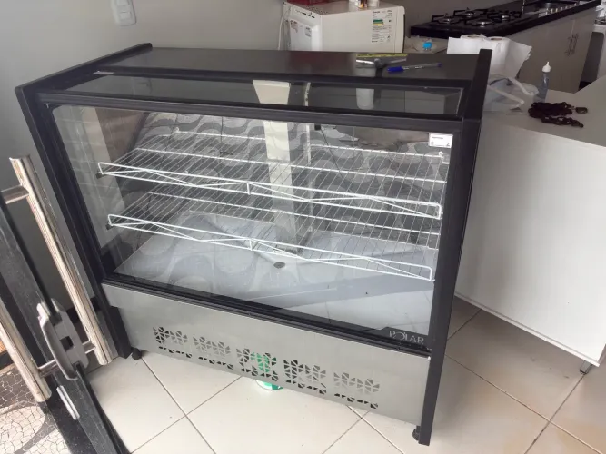 Balcão de frios para lanchonete