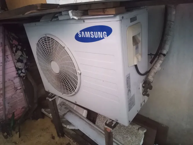 VENDO SPLIT SAMSUNG 24.000bt,Q/F,220v