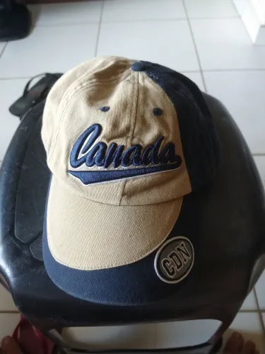Boné original do canada