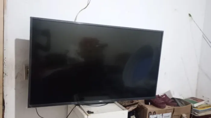 TV ZERADA 43 PLGD O CONTROLE QUEBROU, A TV ESTA NO PLÁSTICO 