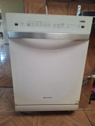 Máquina de lavar Louça 14 serviços Brastemp