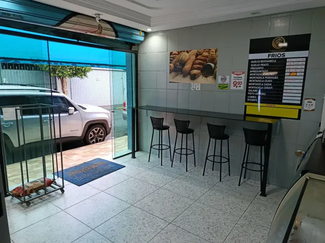 Ponto Comercial de Padaria Completa em Funcionamento - Excelente Localização