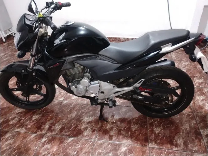 CB 300 2013 flex (anúncio ativo)