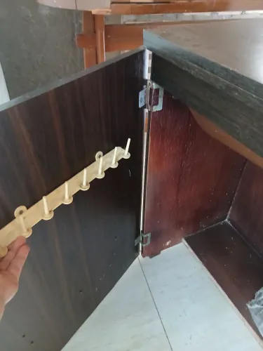 Gabinete de máquina de costura