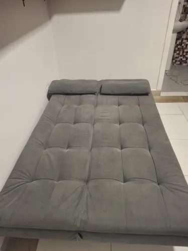 Sofá-Cama Cinza Retrátil/Reclinável - Ótimo Estado