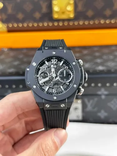 Relógio Hublot Big Bang Unico Black Magic 42 Milímetros