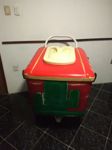 Carinho de picolé do grandão pegar mais de 2 mil picolés