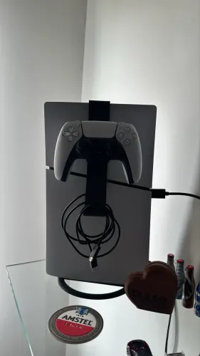 Ps5 semi novo, quase nem usado 6 meses tirado da caixa.