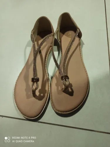 Rasteirinha Stilo N°37 usada $20