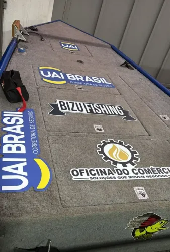Adesivo p/ Carpete De Embarcações