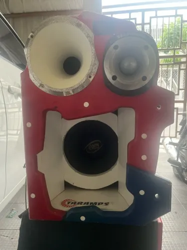 Vendo som automotivo