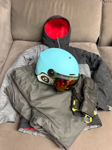 Casaco calça luva capacete ski neve 9 a 12 anos