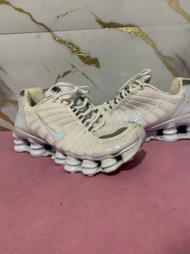 Tenis nike shox