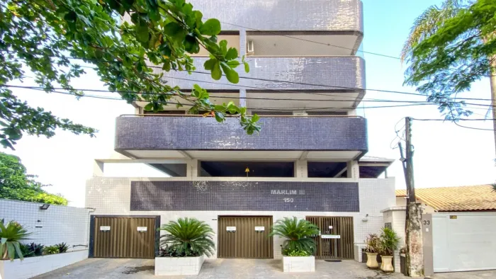 Apartamento com 3 dormitórios para alugar, 105 m² por R$ 4.162,00/mês - Glória - Macaé/RJ