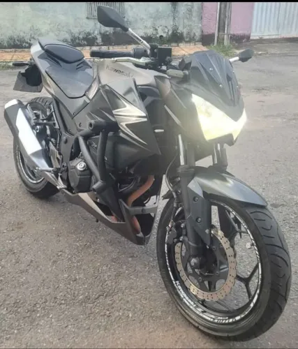 KAWASAKI Z300 2 CILINDROS