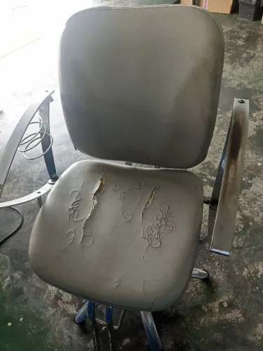 Cadeira usada p salão 