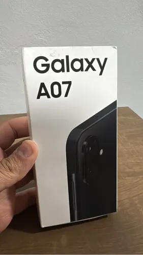 Samsung Galaxy a07 4gb de ram 128gb armazenamento. novo, lacrado.