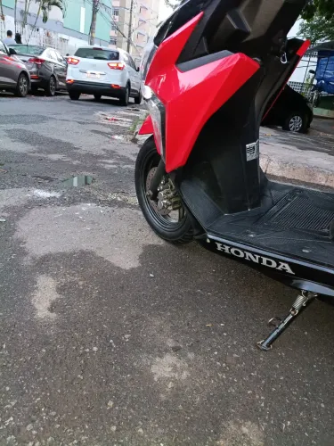 Moto muito boa pra um deslocamento fácil no dia a dia