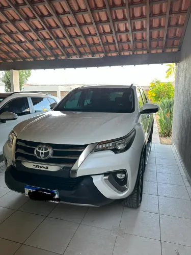 Toyota Hilux SW4 SRX 4X4 2.8 TDI 16V Dies. Aut. 2019