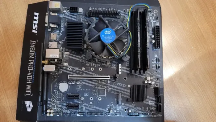 Kit processador + placa mãe e memórias DDR4