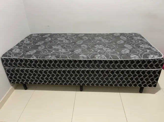 Cama de solteiro