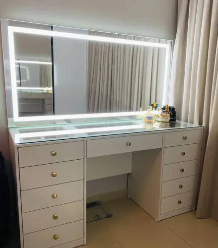 Penteadeira Front Led | Modelo A 1.60 M X L 1.60 M