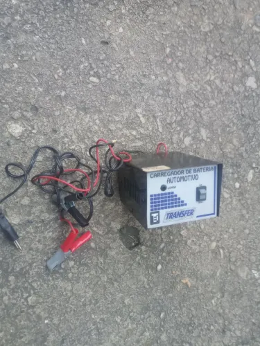 Carregador bateria carro 90,00
