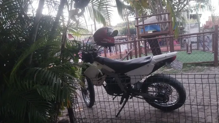 Vende-se kasinski crz150 