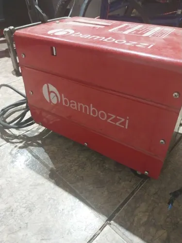 Maquina de solda transformador bambozzi 