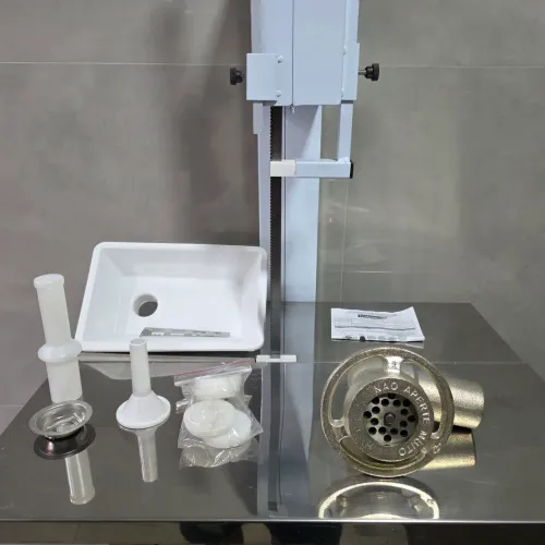 Máquina serra fora tropical com moedor bivolt