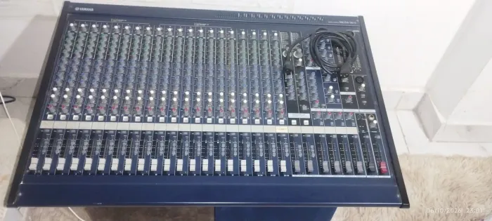 Console/Mesa MG24/14 FX Yamaha