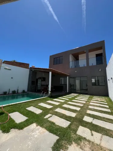 Alugo casa Barra dos coqueiros 600 metros da praia 