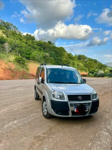 Fiat Doblo Essence 1.8 Flex 16V 5P 2017