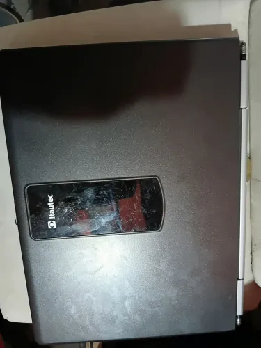 Notebook pentiun pra peças ( no estado)