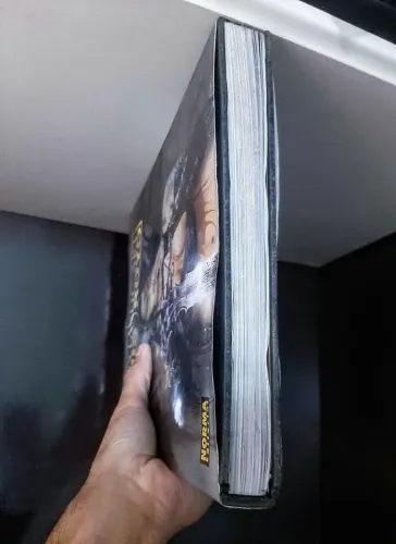 Livro Fantastic Art - Luis Royo