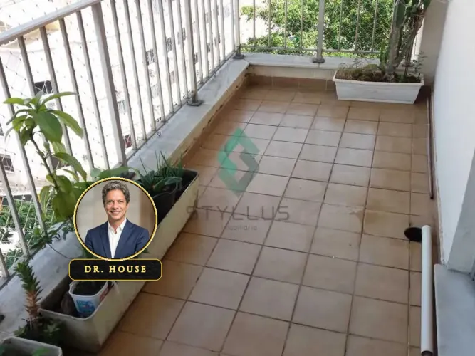 Amplo Apartamento com Varanda e Vista Panorâmica em Méier! M27T