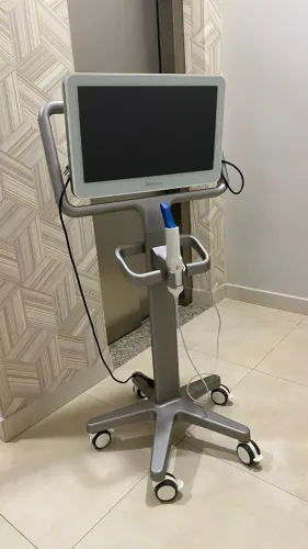 Scanner intra-oral ITERO Element 2