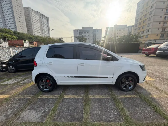 Volkswagen Fox RUN 1.6 Flex 8V 5P 2017