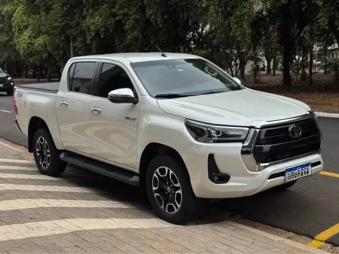 Toyota Hilux CD SRX 4X4 2.8 TDI 16V Diesel Aut. 2021