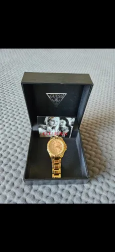 Relógio Guess.