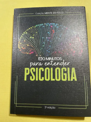 Livro: 100 minutos para entender psicologia 