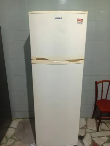 Vendo geladeira conso
